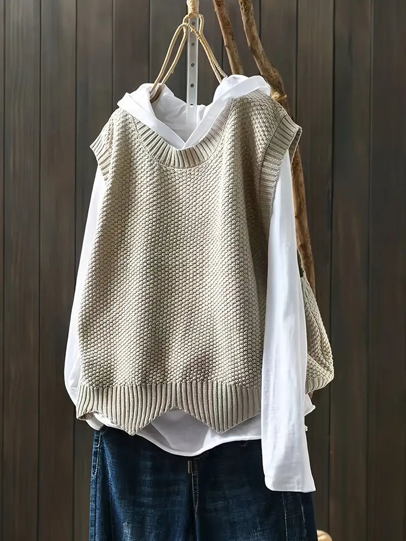 Mia – Round-Neck Sweater