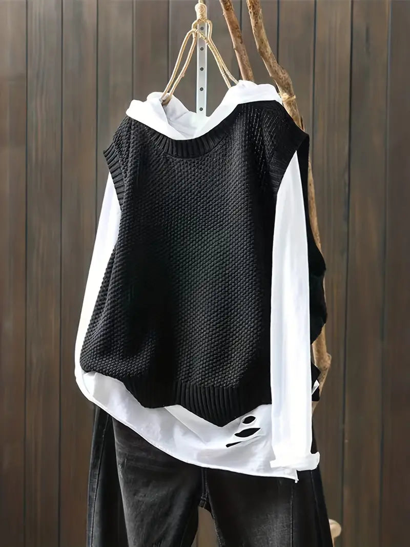 Mia – Round-Neck Sweater